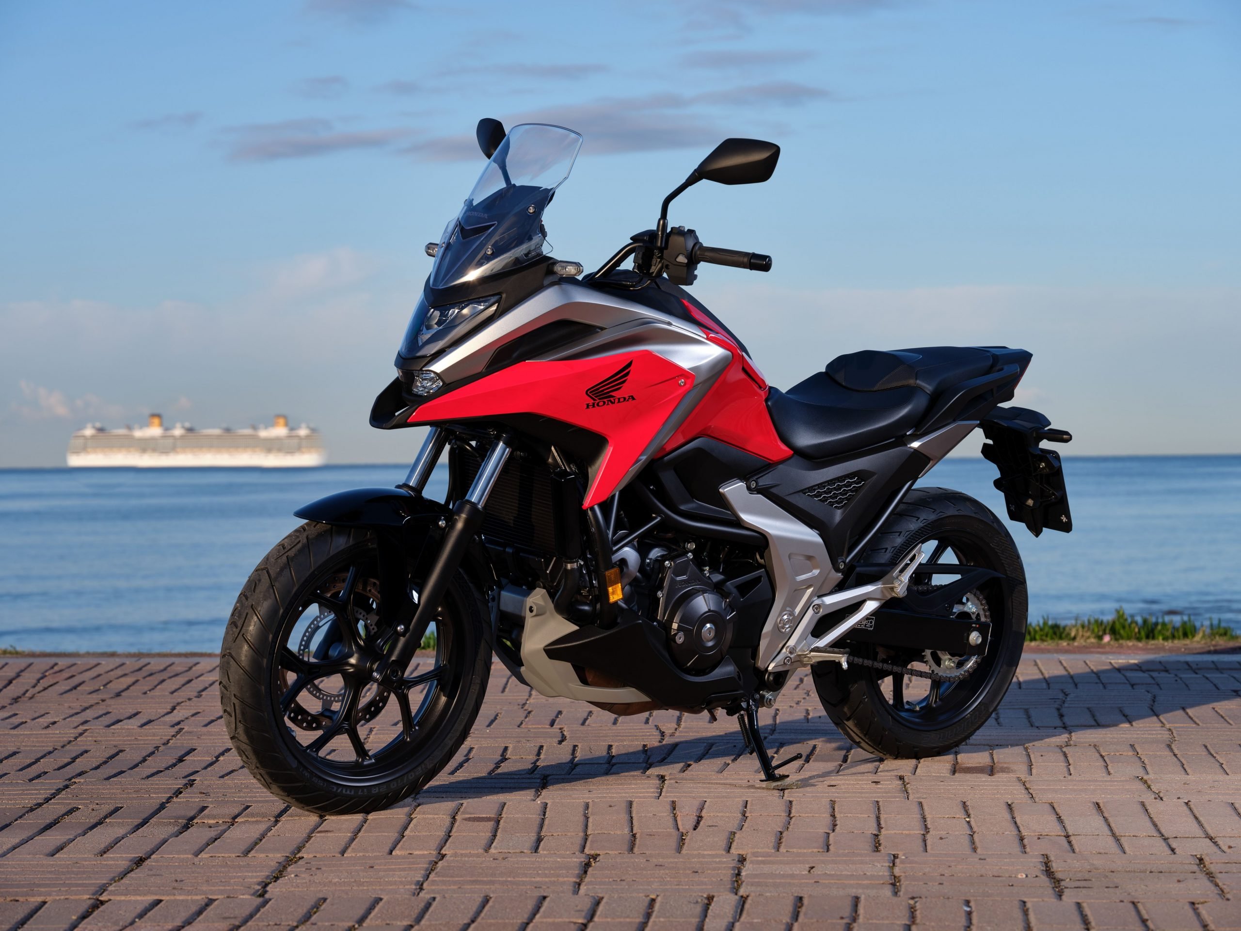 ใหม่ New Honda Nc750x 2025 ราคา-ตารางผ่อน-ดาวน์