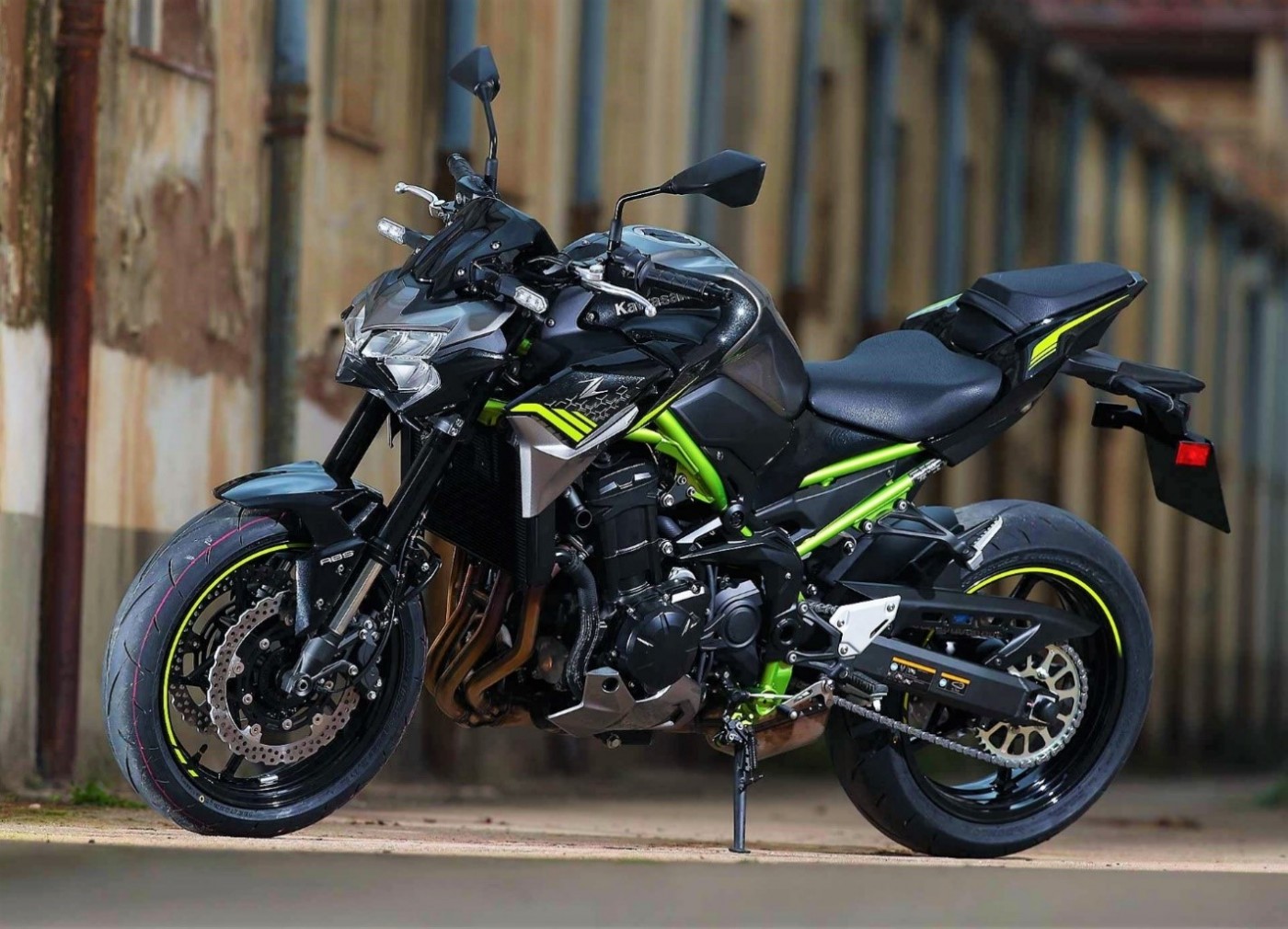 ใหม่ Kawasaki Z900 2025 ราคา Kawasaki Z900 ตารางผ่อน-ดาวน์